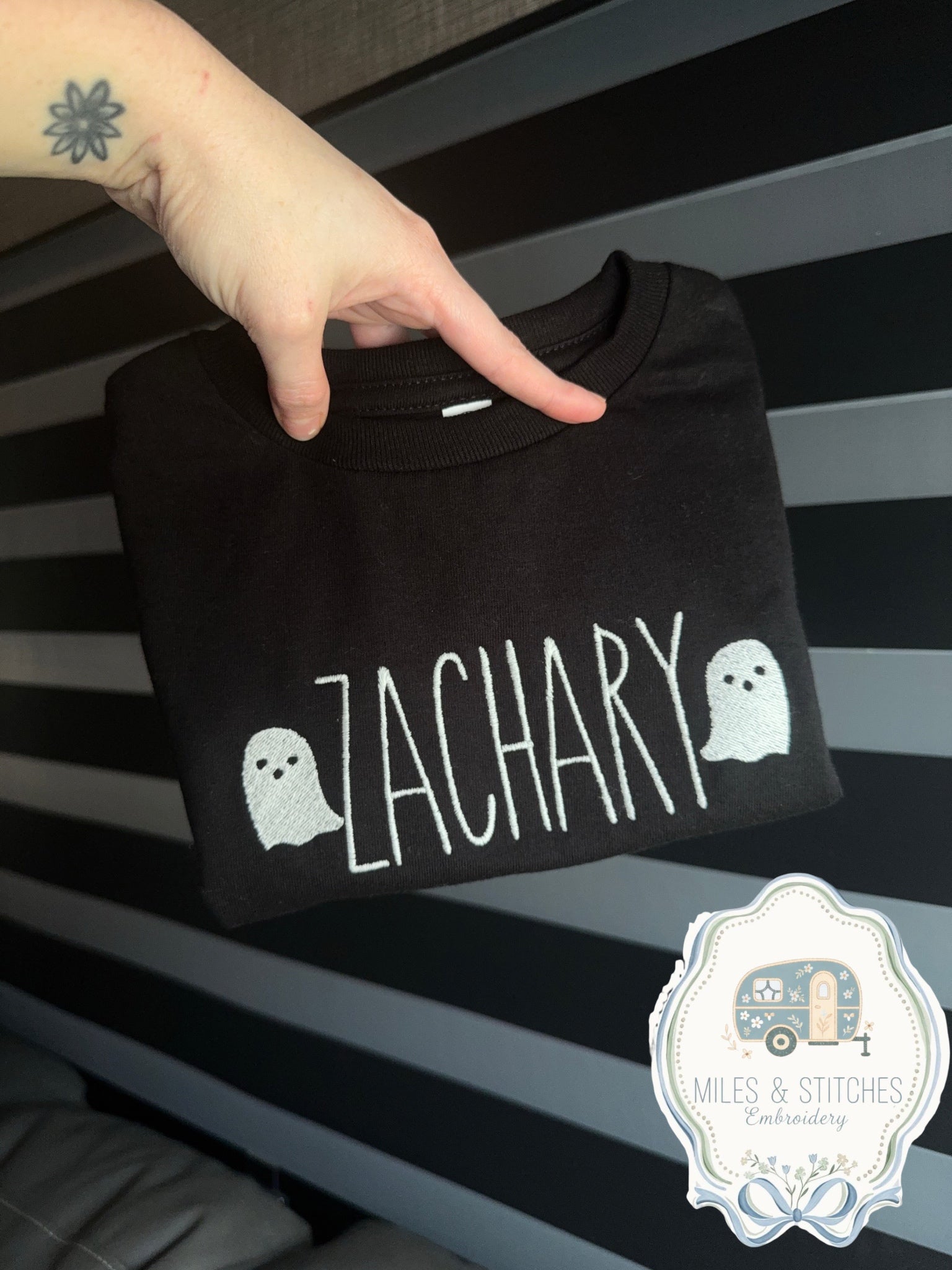Glow spooky youth tee
