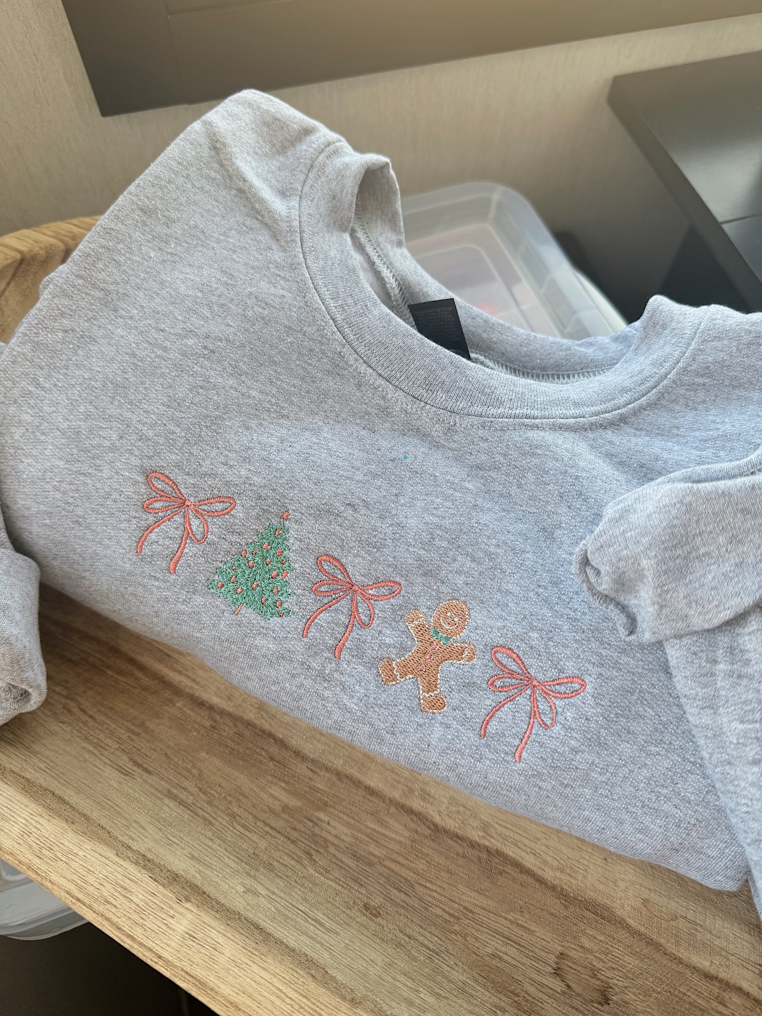 Dreaming of a pink Christmas sweatshirt